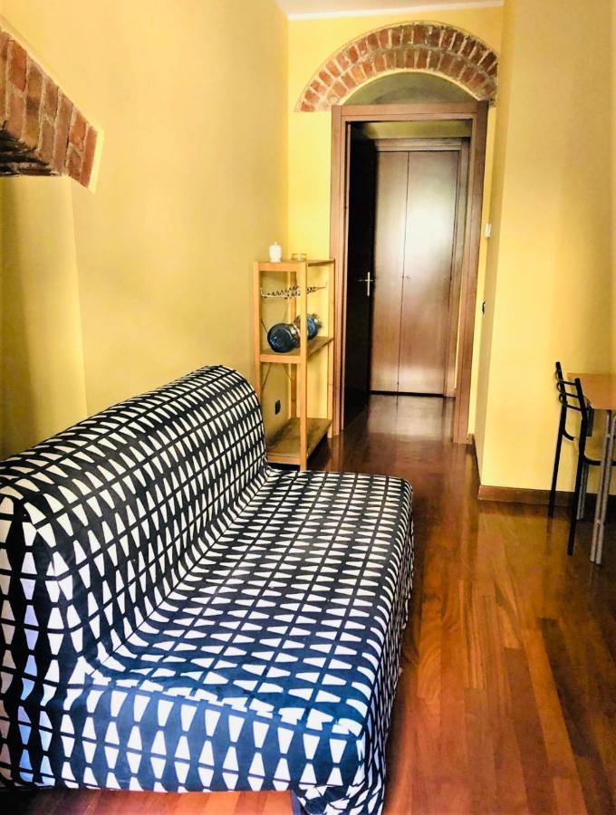 Bilocale Zona Centro Apartment Milan Luaran gambar