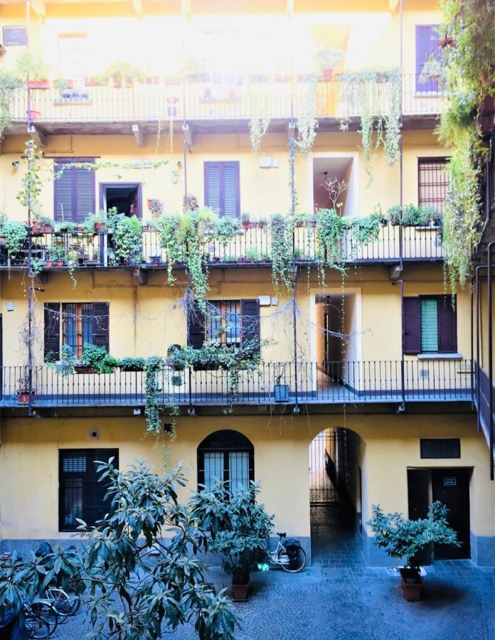 Bilocale Zona Centro Apartment Milan Luaran gambar