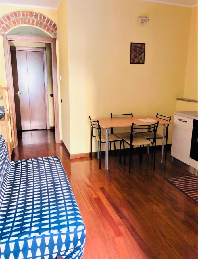 Bilocale Zona Centro Apartment Milan Luaran gambar