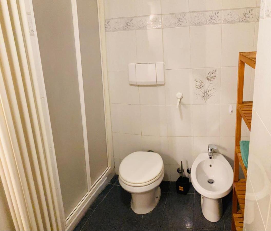 Bilocale Zona Centro Apartment Milan Luaran gambar